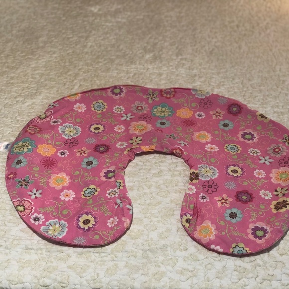 Boppy Pillow Cover - Picture 2 of 4